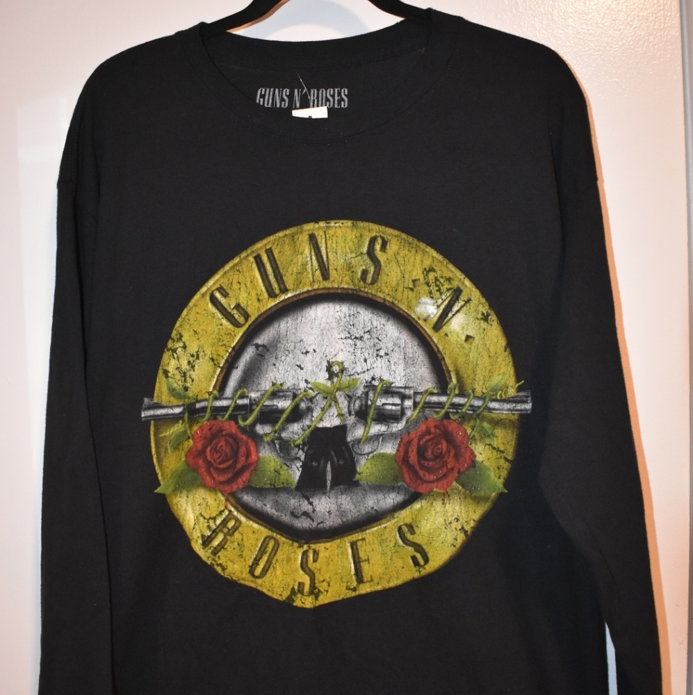 Guns N' Roses shirt